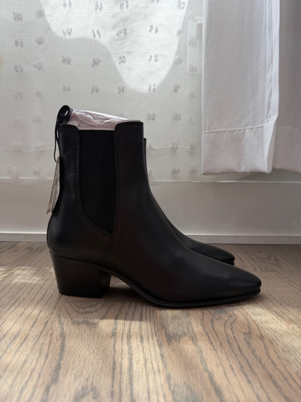 Zara Brand New Leather Ankle Boots